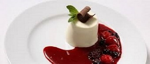 Panna Cotta con Bayas Frescas