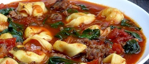 Sopa de salchicha Italiana