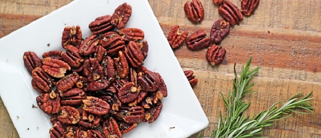 Rosemary Pecans